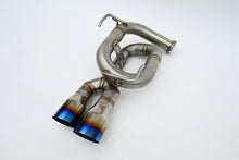 Load image into Gallery viewer, Invidia 22+ Subaru WRX Twin Loop 3.5in. Single Layer T.I Tip Axle-Back Exhaust