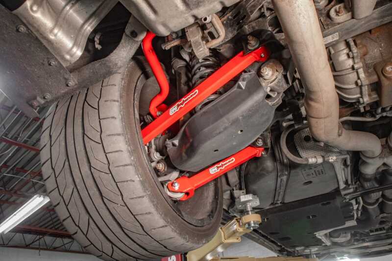 UMI 16-24 Chevrolet Camaro Alignment Toe Arm - Red