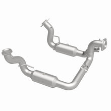 Load image into Gallery viewer, Magnaflow 20-22 Ford F-250 SD Single Underbody Direct Fit Cat Converter