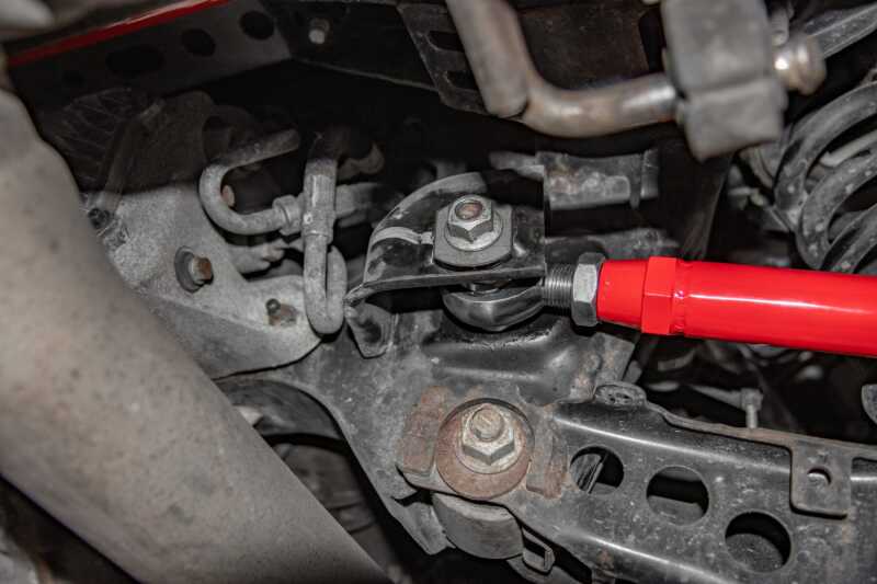 UMI 16-24 Chevrolet Camaro Alignment Toe Arm - Red