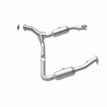 Load image into Gallery viewer, MagnaFlow Conv DF Ford/Mercury 06-10 Explorer/Mountaineer/ 07-10 Explorer SportTrac 4.0L Y-Pipe Assy