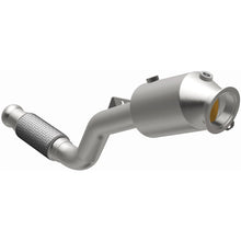 Load image into Gallery viewer, Magnaflow 16-17 Metris L4 2 OEM Underbody Direct Fit Converter