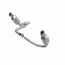 Load image into Gallery viewer, MagnaFlow Conv DF 04 Dodge Dakota 6 3.7L 4WD