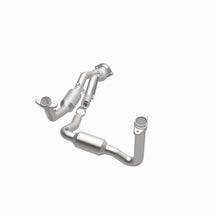 Load image into Gallery viewer, Magnaflow 07-10 Jeep Grand Cherokee V6 3.7L Direct-Fit Catalytic Converter