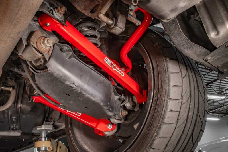 UMI 16-24 Chevrolet Camaro Alignment Toe Arm - Red