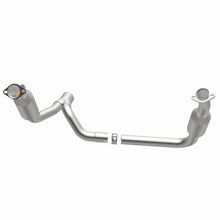 Load image into Gallery viewer, Magnaflow 2006 Dodge Ram 1500 5.7L Direct Fit Catalytic Converter