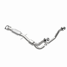 Load image into Gallery viewer, MagnaFlow Conv DF 00-04 Chevy S10 Pickup 4.3L 2WD A/T / 00-04 GMC Sonoma 4.3L 2WD A/T