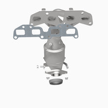 Load image into Gallery viewer, MagnaFlow 02-06 Nisssan Altima/Sentra V4 2.5L Manifold Direct Fit Catalytic Converter