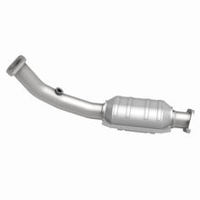 Load image into Gallery viewer, MagnaFlow Conv DF 96-98 Mazda MPV 3.0L Front