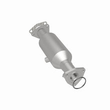 Load image into Gallery viewer, MagnaFlow Honda Odyssey Direct-Fit Catalytic Converter