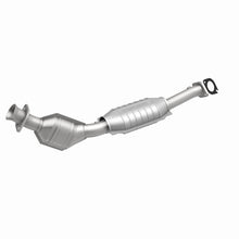 Load image into Gallery viewer, MagnaFlow Conv DF 95-02 Ford Crown Vic 4.6L