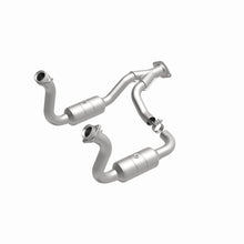 Load image into Gallery viewer, Magnaflow Conv DF 08-10 Ford F-250/F-250 SD/F-350/F-350 SD 5.4L/6.8L / F-450 SD 6.8L Y-Pipe Assembly