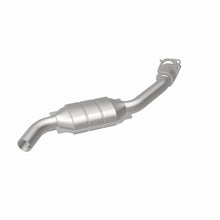 Load image into Gallery viewer, MagnaFlow Conv DF 00-04 Ford Taurus 3.0L