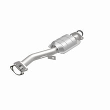 Load image into Gallery viewer, MagnaFlow Conv DF 95-99 Subaru Impreza 2.2L