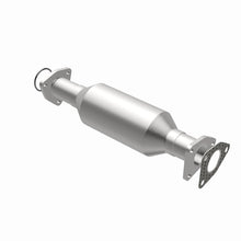 Load image into Gallery viewer, MagnaFlow Honda Odyssey Direct-Fit Catalytic Converter