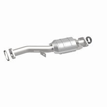 Load image into Gallery viewer, MagnaFlow Conv DF 95-99 Subaru Impreza 2.2L