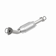 Load image into Gallery viewer, MagnaFlow Conv DF 03-04 Toyota Tundra V8 4.7L Gas