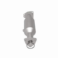 Load image into Gallery viewer, MagnaFlow Honda Odyssey Direct-Fit Catalytic Converter