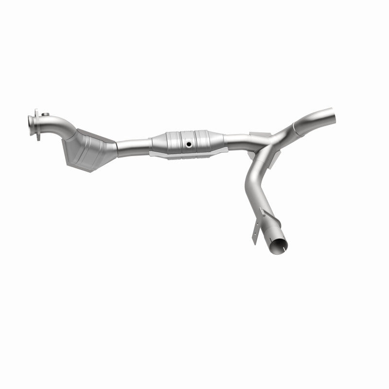 MagnaFlow Conv DF 01 Ford Trucks 4.6L