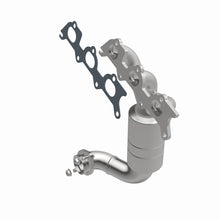 Load image into Gallery viewer, Magnaflow Conv DF 07-11 Chrysler Sebring 2.7L Fr Manifold / 08-10 Dodge Avenger 2.7L Fr Manifold