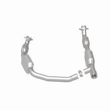 Load image into Gallery viewer, MagnaFlow Conv DF 06 Ford E350 Van 5.4L