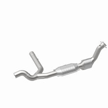 Load image into Gallery viewer, MagnaFlow Conv DF 99-00 Ford Exped 4.6L