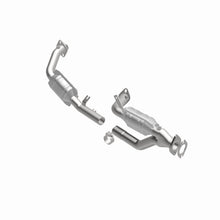 Load image into Gallery viewer, MagnaFlow Conv DF 96-99 Ford Taurus3.0L 50S