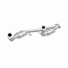 Load image into Gallery viewer, MagnaFlow Conv DF 95- 96 Ford Windstar 3.0L