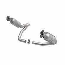 Load image into Gallery viewer, MagnaFlow 06 Mitsubishi Raider Catalytic Converter DF (California)