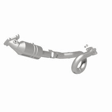 Load image into Gallery viewer, MagnaFlow Conv Direct Fit OEM 12-17 Jeep Wrangler 3.6L Underbody