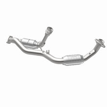 Load image into Gallery viewer, MagnaFlow Conv DF 96-99 Taurus 3.4L Front C