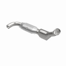 Load image into Gallery viewer, MagnaFlow Conv DF 97-98 Ford Trucks 4.6L