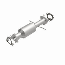 Load image into Gallery viewer, MagnaFlow California Grade Catalytic Converter Direct Fit 96-97 GMC Sonoma / Chevrolet S10