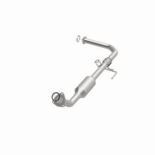 Load image into Gallery viewer, MagnaFlow Conv Direct Fit OEM 2003-2004 Toyota Tundra Underbody - 47.125in Length