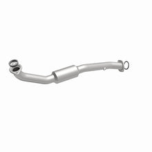 Load image into Gallery viewer, Magnaflow Conv DF 2009-2012 Highlander 2.7 L Underbody