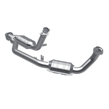 Load image into Gallery viewer, MagnaFlow Conv DF 96-99 Ford Taurus3.0L 50S