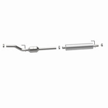 Load image into Gallery viewer, Magnaflow Conv DF 2002-2006 Sprinter 2500 2.7 L Underbody