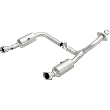 Load image into Gallery viewer, MagnaFlow Conv DF 06-09 Ford Explorer 4.6L Y-Pipe Assy/07-09 Explorer Sport Trac 4.6L