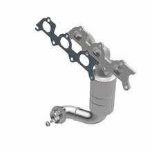 Load image into Gallery viewer, Magnaflow Conv DF 07-11 Chrysler Sebring 2.7L Fr Manifold / 08-10 Dodge Avenger 2.7L Fr Manifold