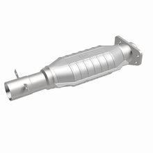 Load image into Gallery viewer, MagnaFlow California Grade Catalytic Converter Direct Fit 91-92 Oldsmobile Bravada V6 4.3L