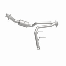 Load image into Gallery viewer, MagnaFlow 18-20 Ford F-150 V6 3.3L Right Underbody Direct-Fit Catalytic Converter