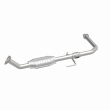 Load image into Gallery viewer, MagnaFlow Conv DF 00-04 Toyota Tundra V8 4.7L Gas