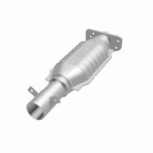 Load image into Gallery viewer, MagnaFlow California Grade Catalytic Converter Direct Fit 91-92 Oldsmobile Bravada V6 4.3L