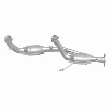 Load image into Gallery viewer, MagnaFlow Conv DF 96-99 Ford Taurus3.0L 50S