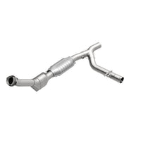 Load image into Gallery viewer, MagnaFlow Conv DF 99-00 Ford Trucks 5.4L