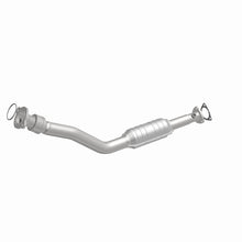 Load image into Gallery viewer, MagnaFlow Conv DF 97-03 Chevy Malibu 3.1L