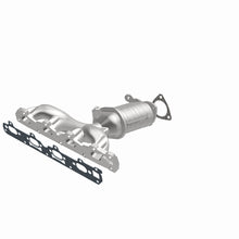 Load image into Gallery viewer, MagnaFlow 08-10 Pontiac G6 2.4L Underbody Direct Fit CARB Compliant Manifold Catalytic Converter