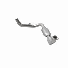 Load image into Gallery viewer, MagnaFlow Conv DF 97-98 Ford Trucks 5.4L