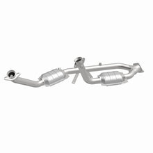 Load image into Gallery viewer, MagnaFlow Conv Direct Fit 97-98 Ford Windstar 3.0L