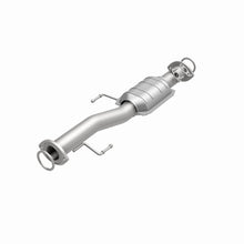 Load image into Gallery viewer, MagnaFlow Conv DF 99-02 4Runner Rear 3.4L